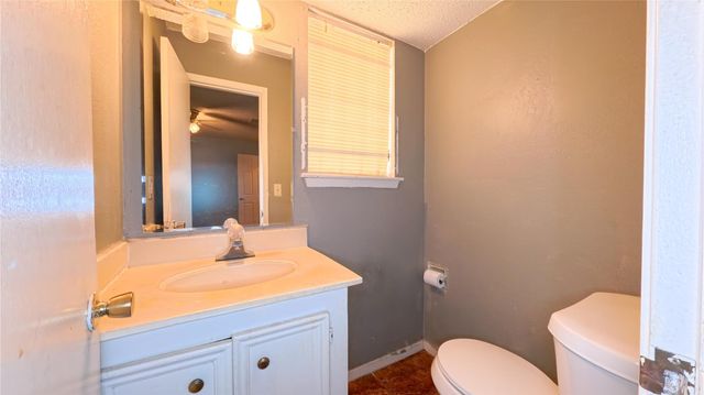 2003 Deerhurst Lane, Houston, TX 77088