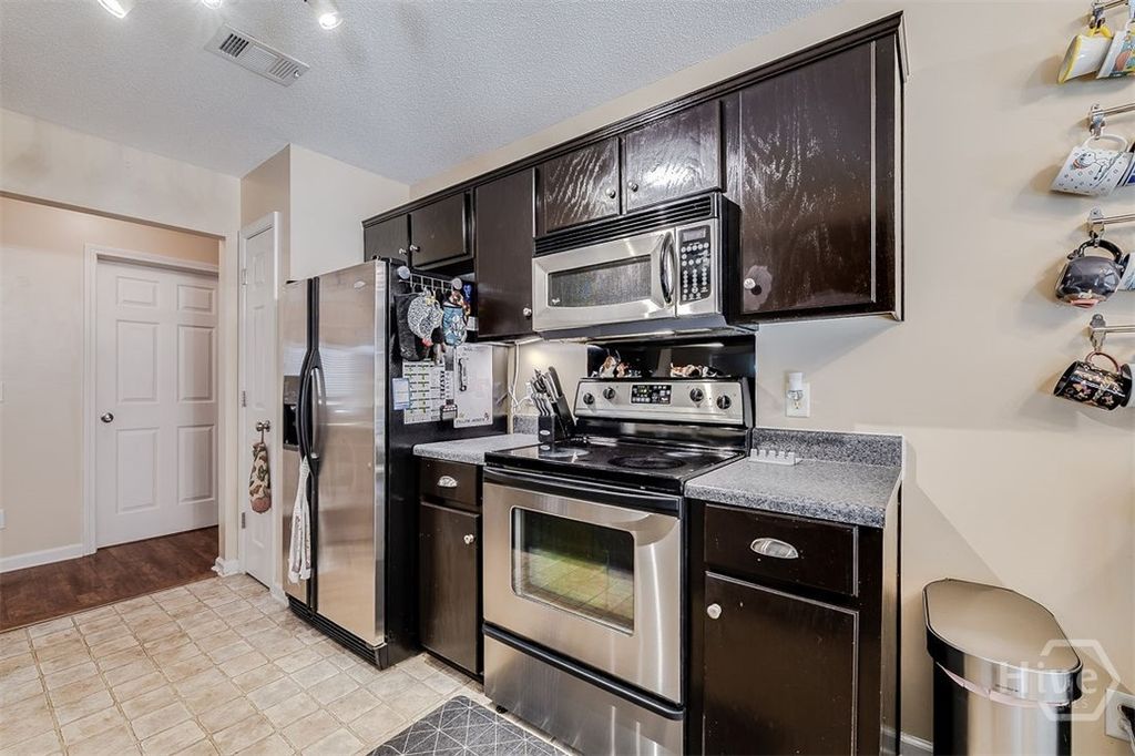 Image 15 of property listing at 134 Brianna Circle, Savannah, GA 31419