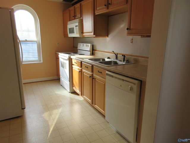 312 Kirby Street, Scottsboro, AL 35768