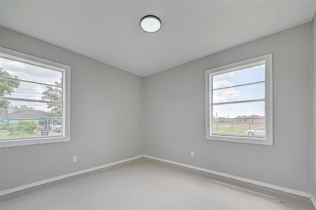 9709 Fairland Drive, Houston, TX 77051