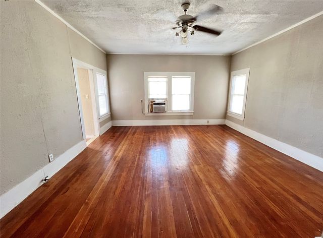 315 Normal Street 201, Denton, TX 76201