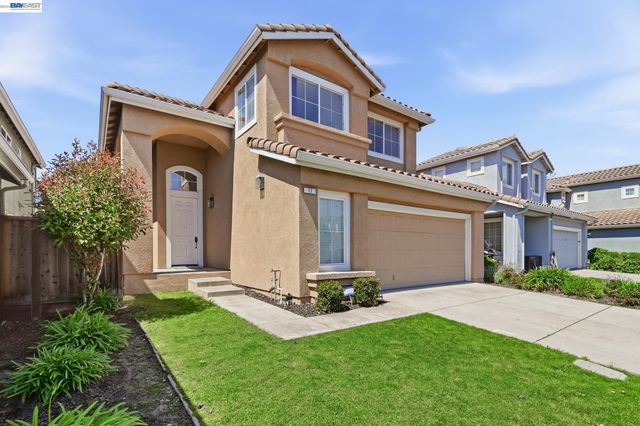17 Miranda Ct, Alameda, CA 94502