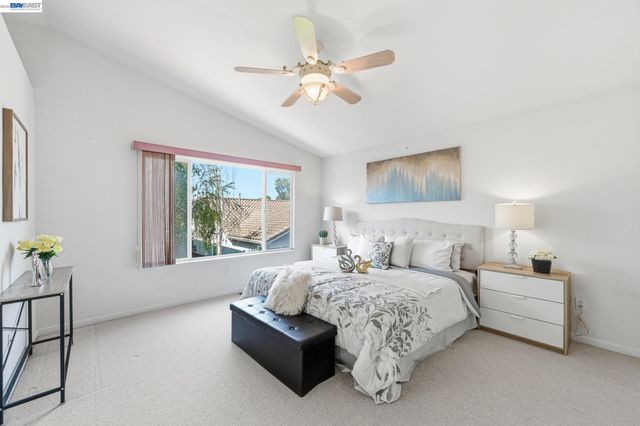 17 Miranda Ct, Alameda, CA 94502