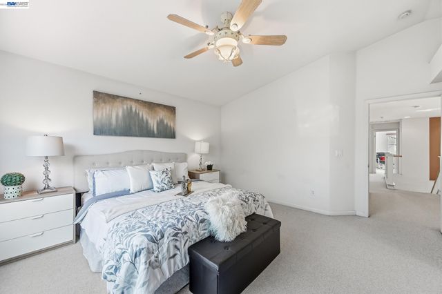 17 Miranda Ct, Alameda, CA 94502