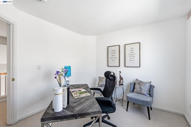 17 Miranda Ct, Alameda, CA 94502