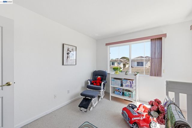 17 Miranda Ct, Alameda, CA 94502