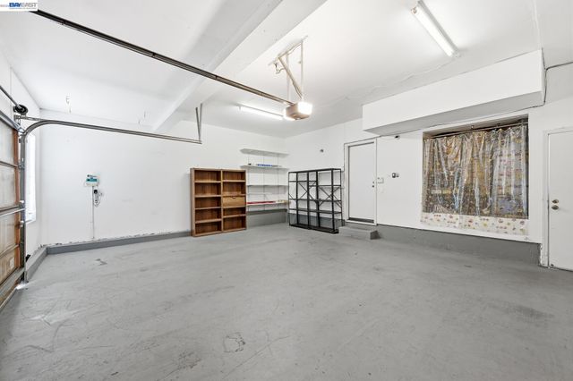 17 Miranda Ct, Alameda, CA 94502
