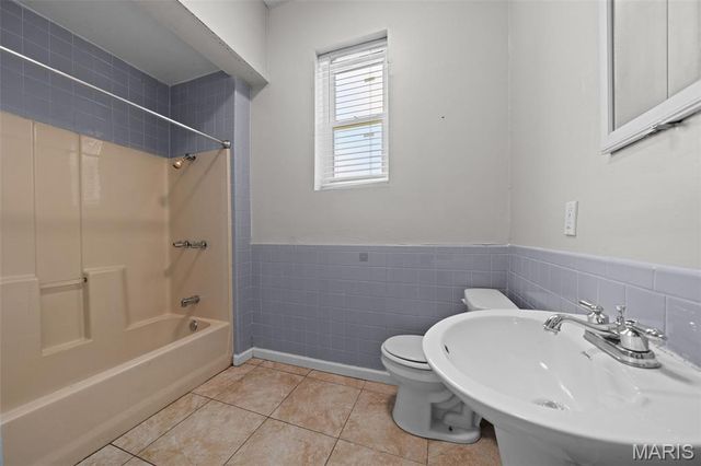 4717 S Compton Avenue, St Louis, MO 63111