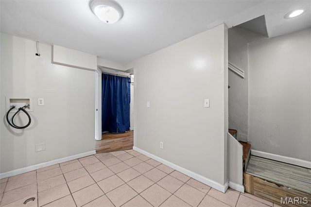 4717 S Compton Avenue, St Louis, MO 63111