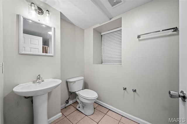 4717 S Compton Avenue, St Louis, MO 63111