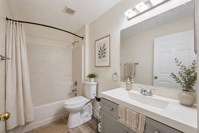 4532 HUPPEL AVENUE, Orlando, FL 32811
