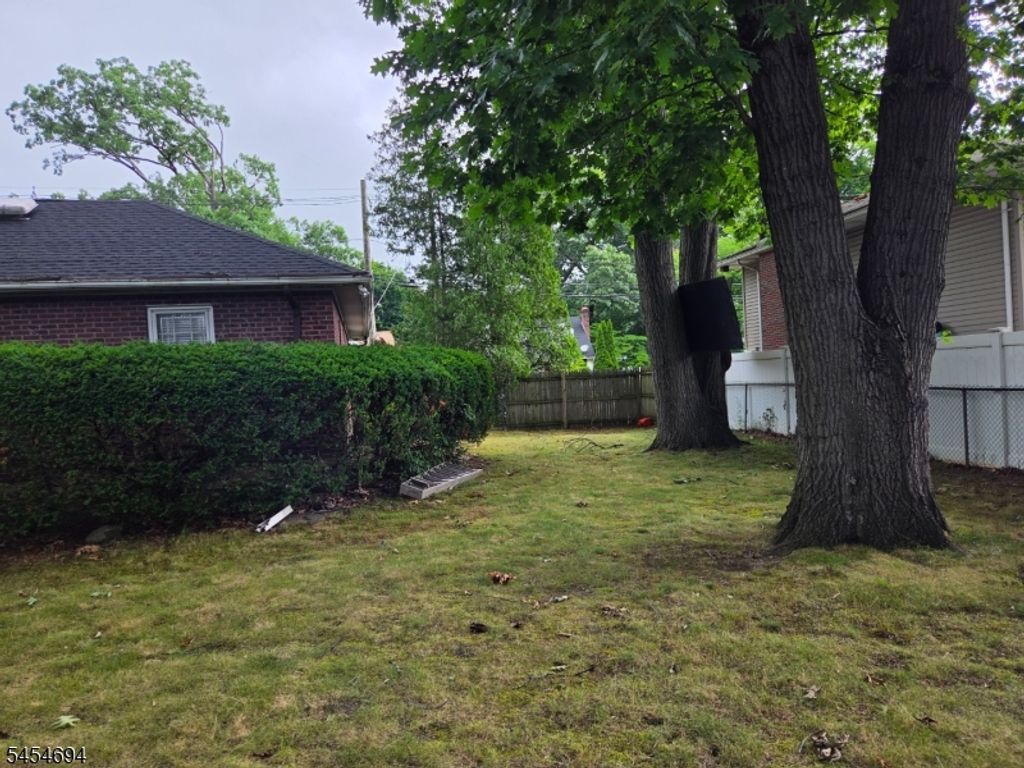 168 E Spring Valley Ave, Maywood Boro, NJ 07607 — photo 4