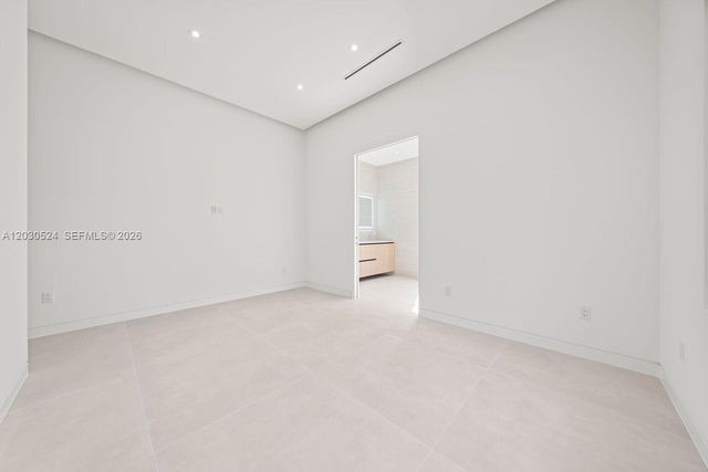 1910 SW 33rd Avenue, Miami, FL 33145