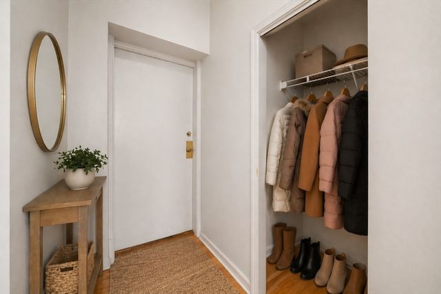 350 W 4th St 204, Boston, MA 02127