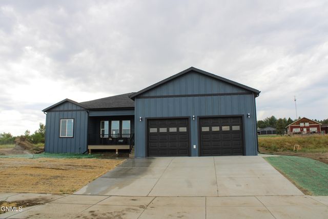 1305 Tara Lane SW, Watford City, ND 58854 property photo