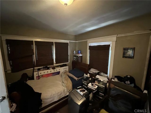 339 W 76th, Los Angeles, CA 90003