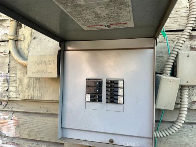 339 W 76th, Los Angeles, CA 90003