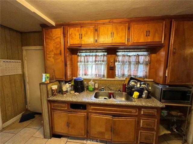 339 W 76th, Los Angeles, CA 90003