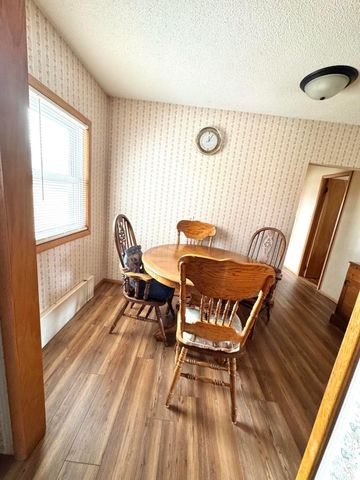 533 Grayton Road, Kingsford Heights, IN 46346