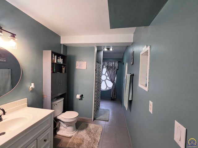 431 SE Baldwin RD, Topeka, KS 66607