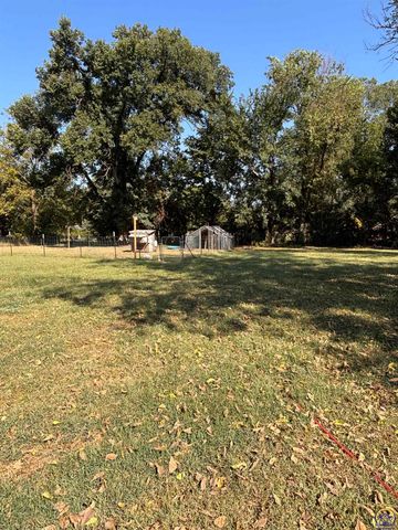 431 SE Baldwin RD, Topeka, KS 66607
