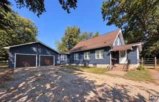 431 SE Baldwin RD, Topeka, KS 66607