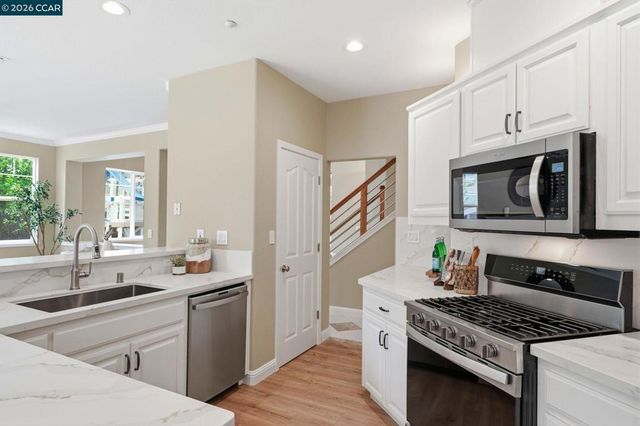 1807 Altamont Cir, Livermore, CA 94551