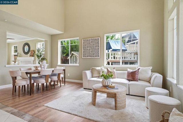 1807 Altamont Cir, Livermore, CA 94551