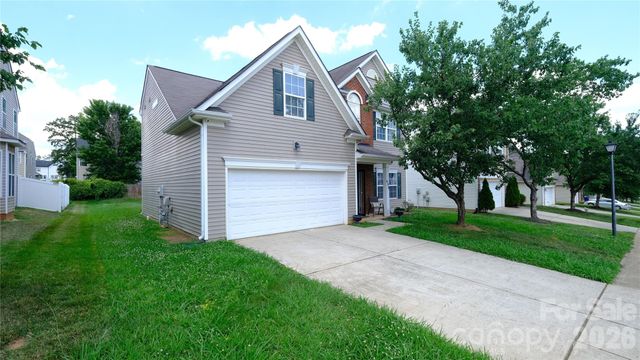 608 Wrayhill Drive, Charlotte, NC 28262