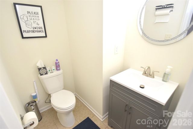 608 Wrayhill Drive, Charlotte, NC 28262