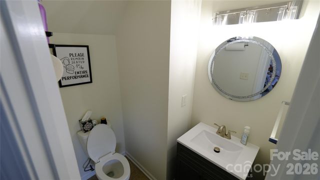 608 Wrayhill Drive, Charlotte, NC 28262