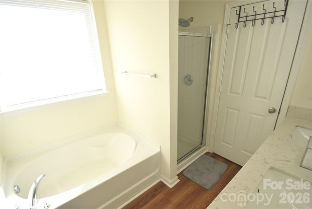 608 Wrayhill Drive, Charlotte, NC 28262