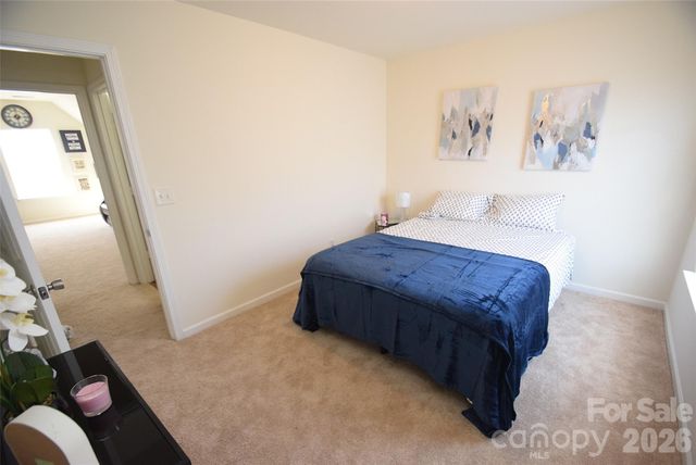 608 Wrayhill Drive, Charlotte, NC 28262
