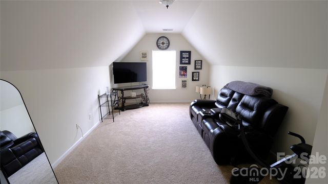 608 Wrayhill Drive, Charlotte, NC 28262
