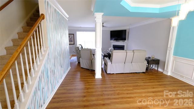 608 Wrayhill Drive, Charlotte, NC 28262