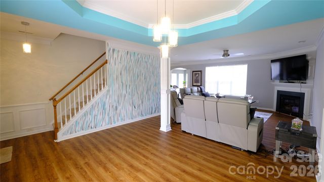 608 Wrayhill Drive, Charlotte, NC 28262
