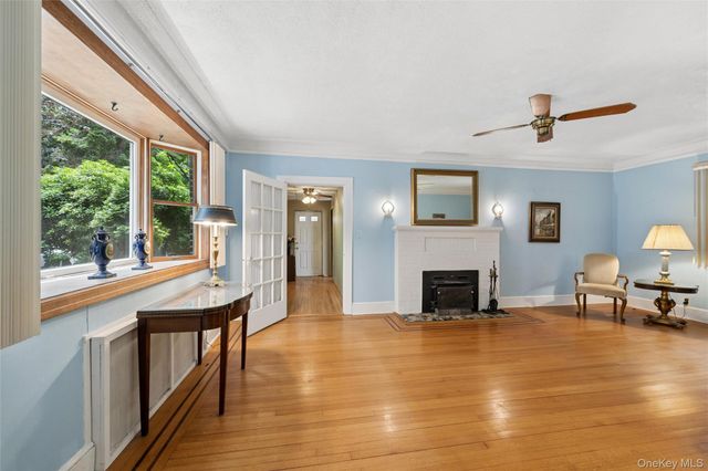 7 Upper Devon Road, Port Jefferson, NY 11777