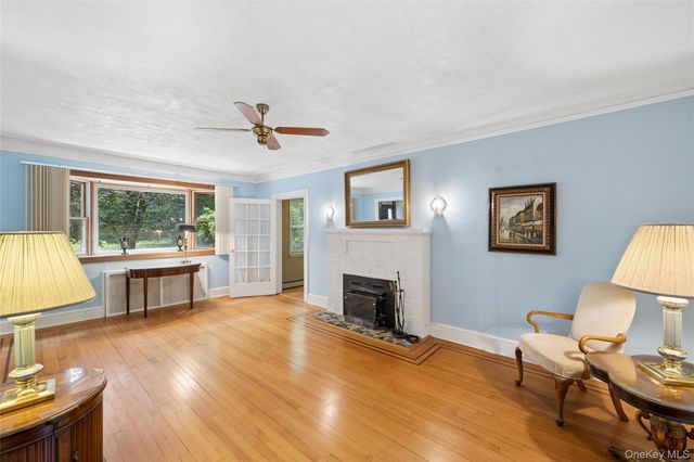 7 Upper Devon Road, Port Jefferson, NY 11777