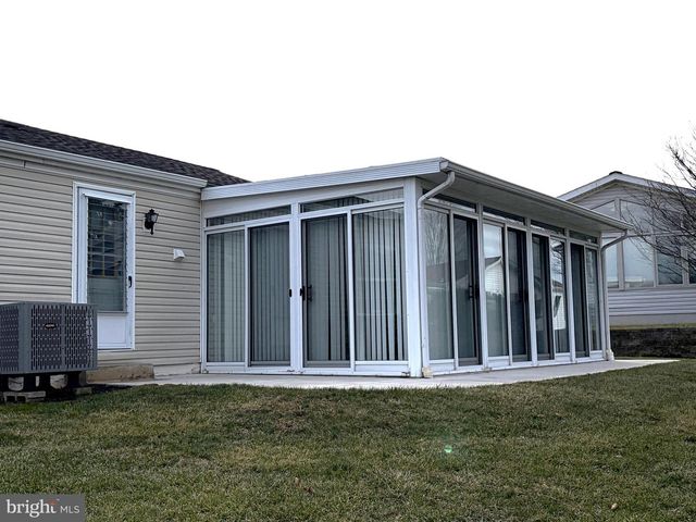 389 THRUSH CT W, New Hope, PA 18938