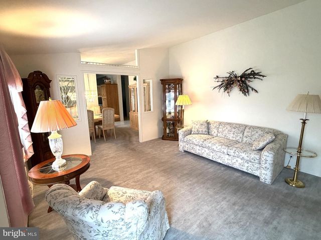 389 THRUSH CT W, New Hope, PA 18938