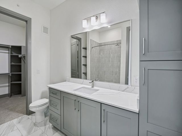 2700 Old Denton Road 4427, Carrollton, TX 75007