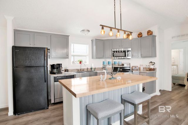 16707 State Highway 180 35, Gulf Shores, AL 36542