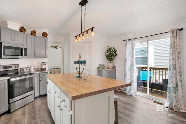 16707 State Highway 180 35, Gulf Shores, AL 36542