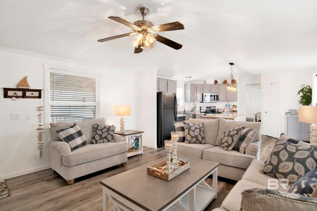 16707 State Highway 180 35, Gulf Shores, AL 36542