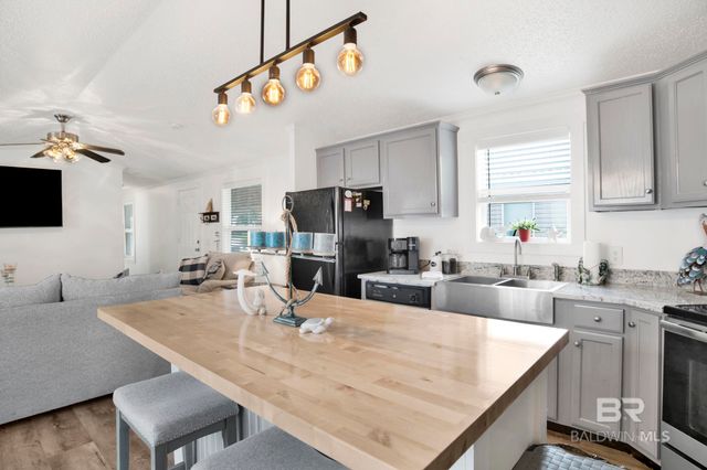 16707 State Highway 180 35, Gulf Shores, AL 36542