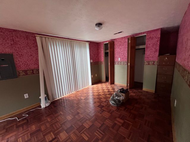 461 Round Ridge Road, Pineville, KY 40977