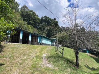 461 Round Ridge Road, Pineville, KY 40977