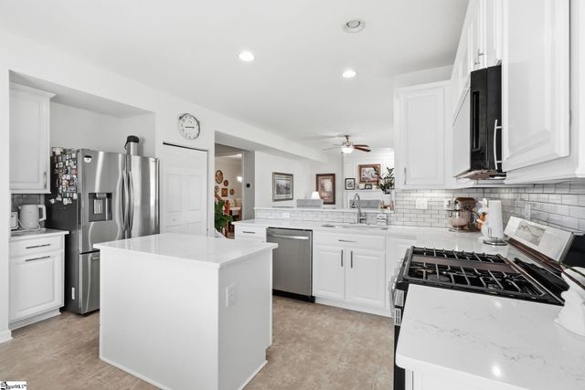 1 Twinings Drive, Simpsonville, SC 29681