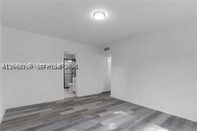 3220 S Le Jeune Rd 3222, Coral Gables, FL 33134