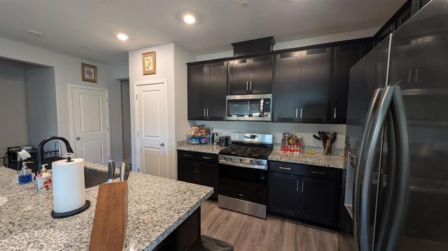 1626 Stepney Way, Plumas Lake, CA 95961